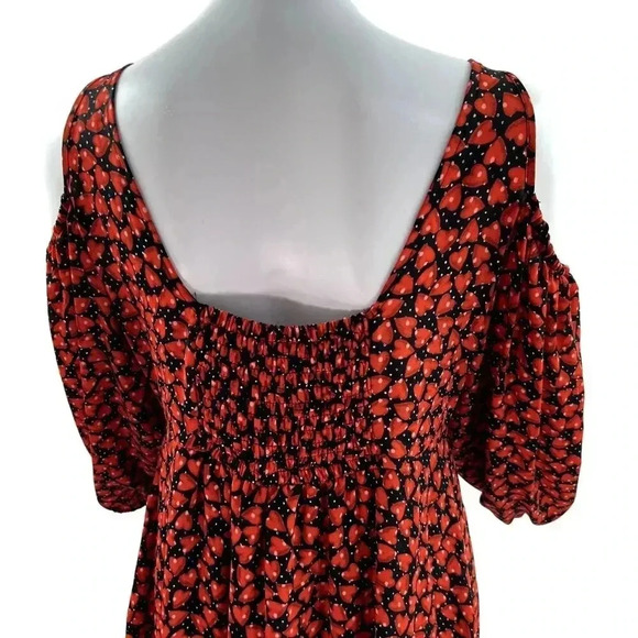 Disney's Women M Alice Through Looking Glass Red Heart Designer Colleen Atwood - Picture 3 of 14